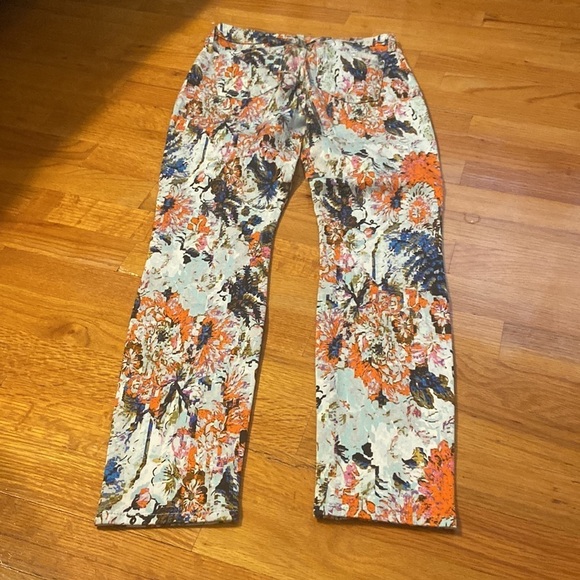 Women’s 7 For All Mankind jeans. Blue with design. Size 24 - Picture 6 of 9